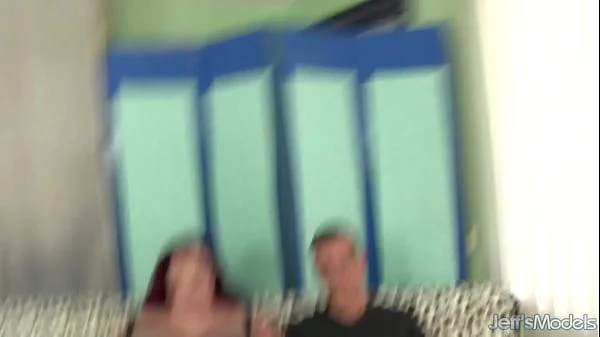 Huge Tittied BBW Miss Ladycakes Bangs a Skinny Guy