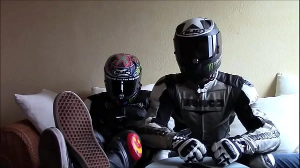 leather biker jumsuit, biker race, gays in biker leather garotos motoqueiros, biker leather, gay com roupas de moto, motoqueiros em couro, meninos motoqueiro,, biker overall,