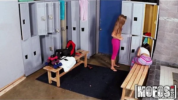 Mofos – Naughty Burglars suck a Dick