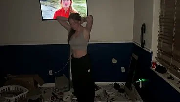 Teenage 18 yr old gets naked