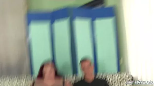 Huge Tittied BBW Miss Ladycakes Bangs a Skinny Guy