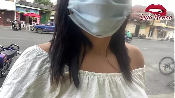 I play with my vibrator in a public park while eating cream – I’m a bitch who loves people to see her