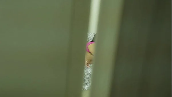 ANINHA GALZERANO NO QUARTO