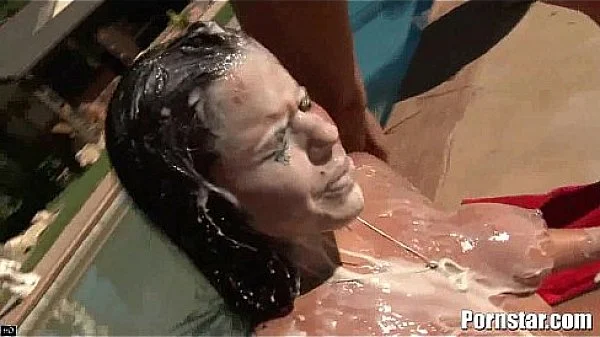 Diamond Kitty Getting Some Maximum Bukakke Facial