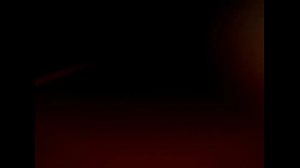 New babe loves showing her body