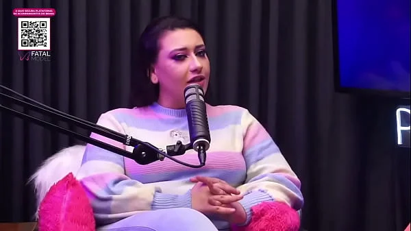 Podcast Prosa Guiada – Emme White entrevista Agatha Ludovino e falam sobre assuntos polemicos e safadezas