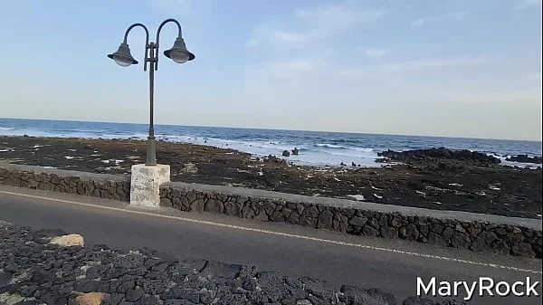 Young guy fucks a hot sportswoman. Outdoor sex