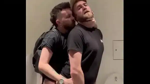 Public bareback balls deep fucking with LDNcruisingboy.  He pounded me so good & proper loaded my ass. Love how cl…